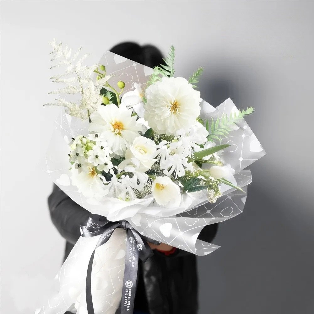 Heart Waterproof Flower Wrapping Paper - 20 sheets, 22 x 22 inches / 56 x 56 cm - Image 3